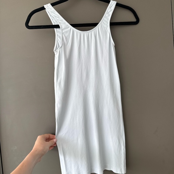 Babaton Light Blue Super Soft Tank Top Size S Workout Top Athleisure - Picture 4 of 5